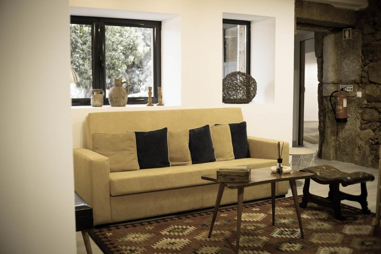 The Bakery Guesthouse Fundao Bagian luar foto