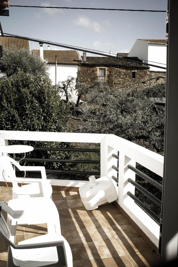 The Bakery Guesthouse Fundao Bagian luar foto